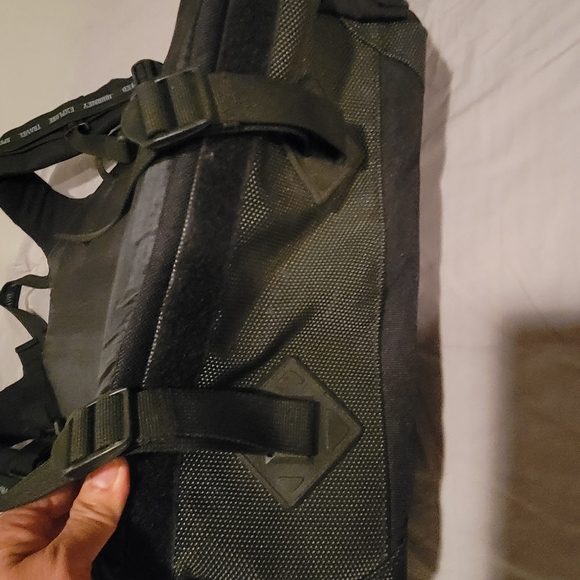 Motorcycle backpack - Picture 5 of 12